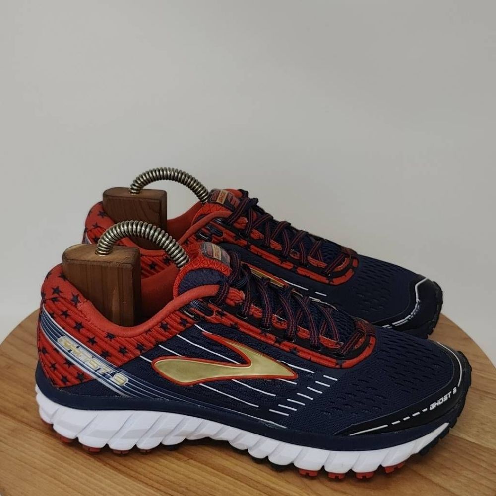 Brooks Navy and Red Women’s Athletic Running Shoes